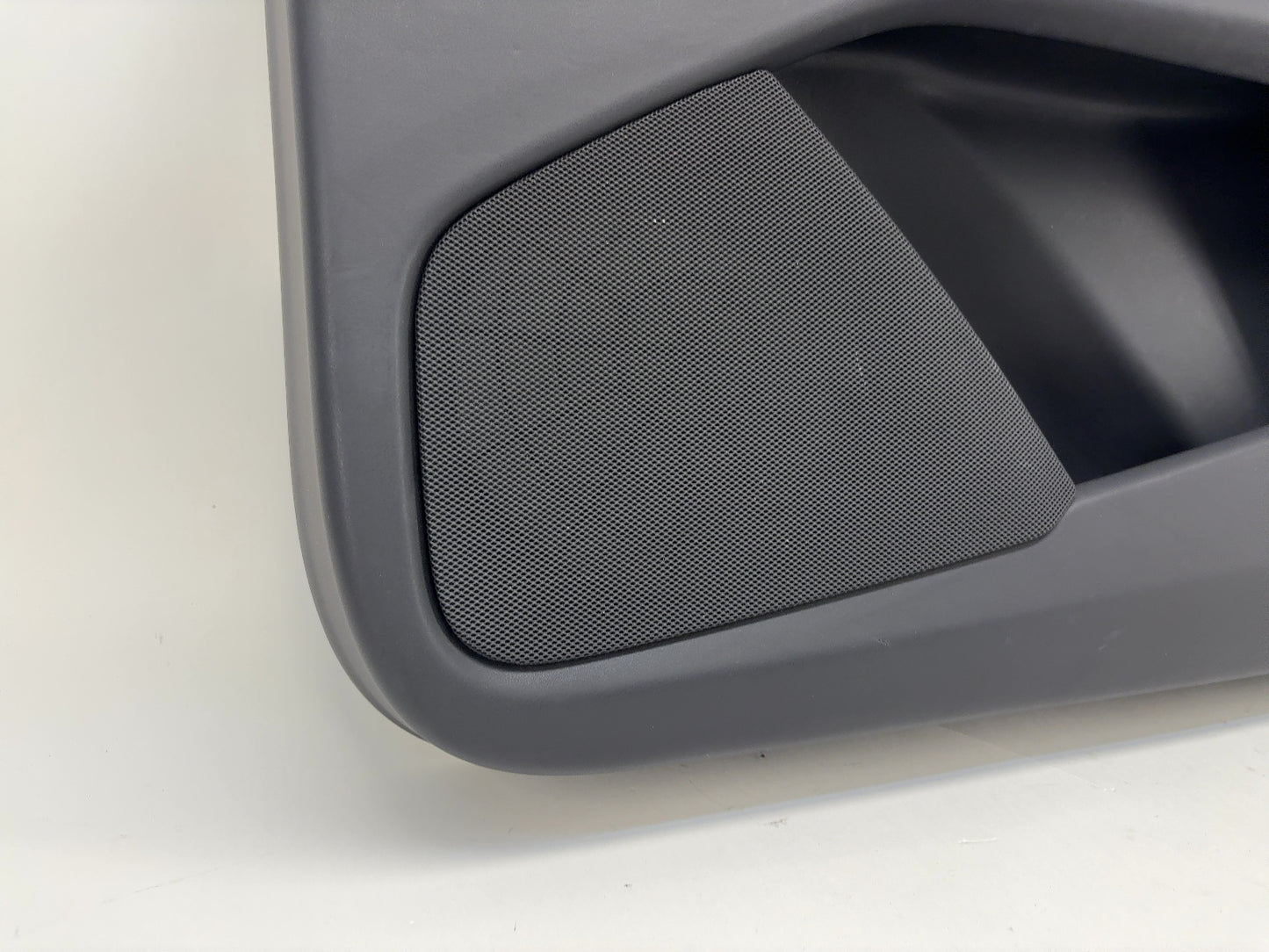 2018 Tesla Model X Front Right Door Panel Black 1055483-21-L