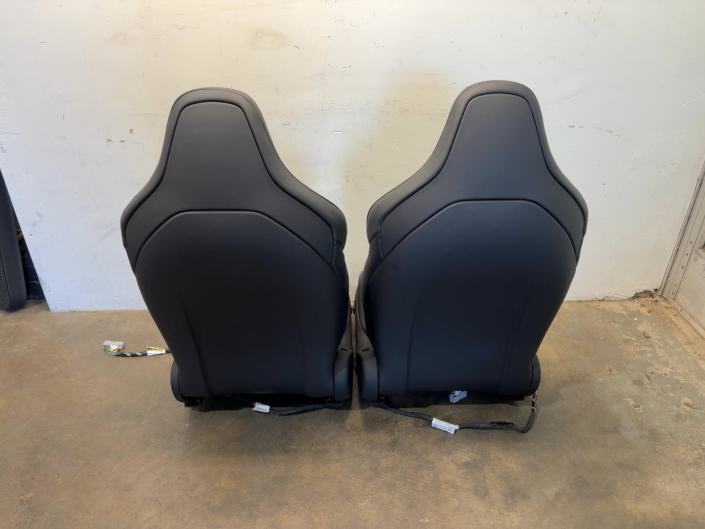 2026 Tesla Model 3 Highland Front Performance Seats 8765432-01-B