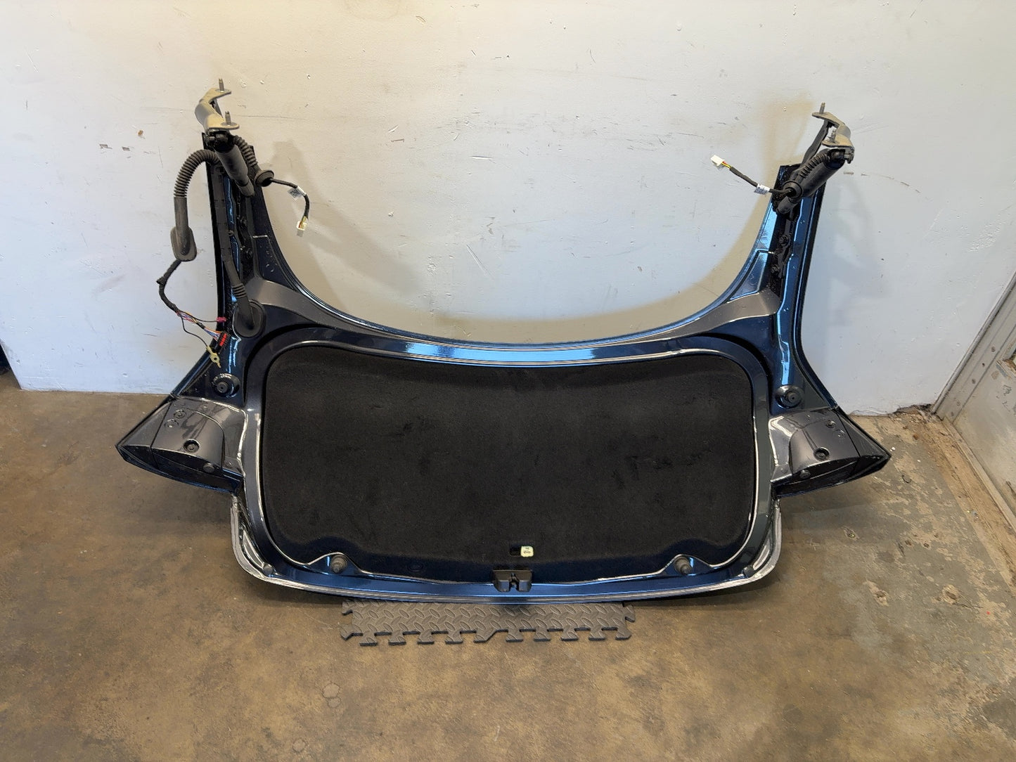 2024-2026 Tesla Model 3 Highland Trunk Lid Assembly 1714928-E0-B