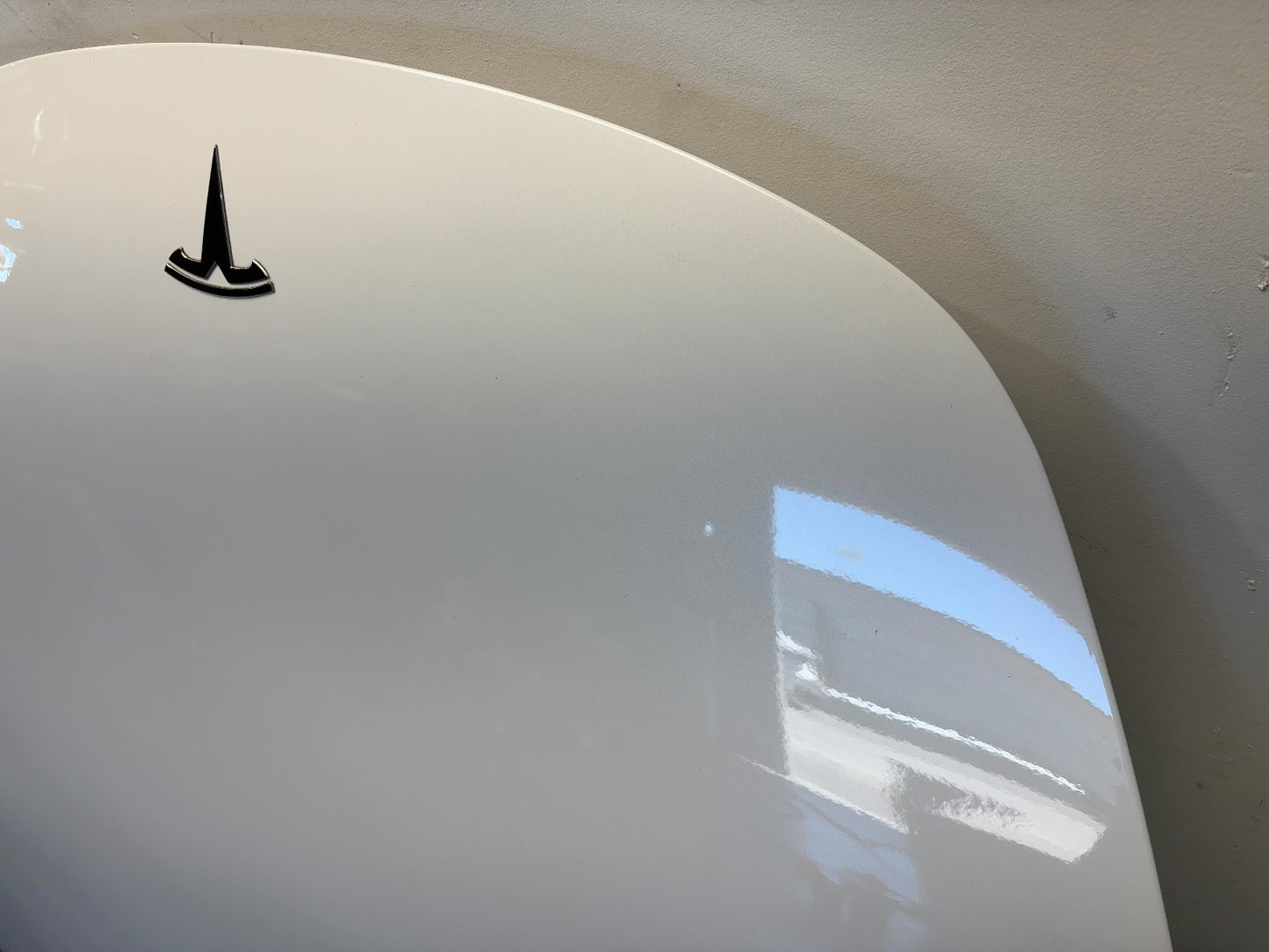 2018 Tesla Model 3 Hood 1081390-E0-B