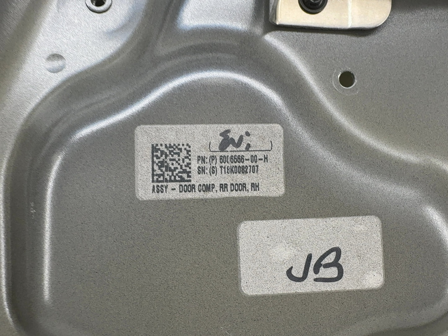 2014-2018 Tesla Model S Rear Right Door Shell 6006566-E0-H
