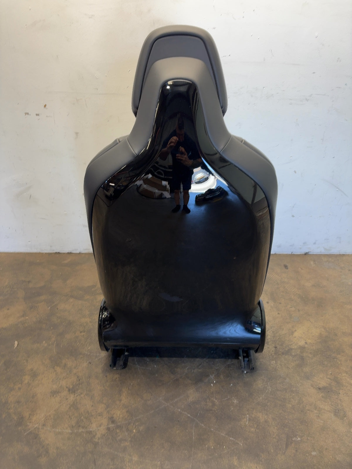2018 Tesla Model X Front Left Seat Assembly 9876527-05-A