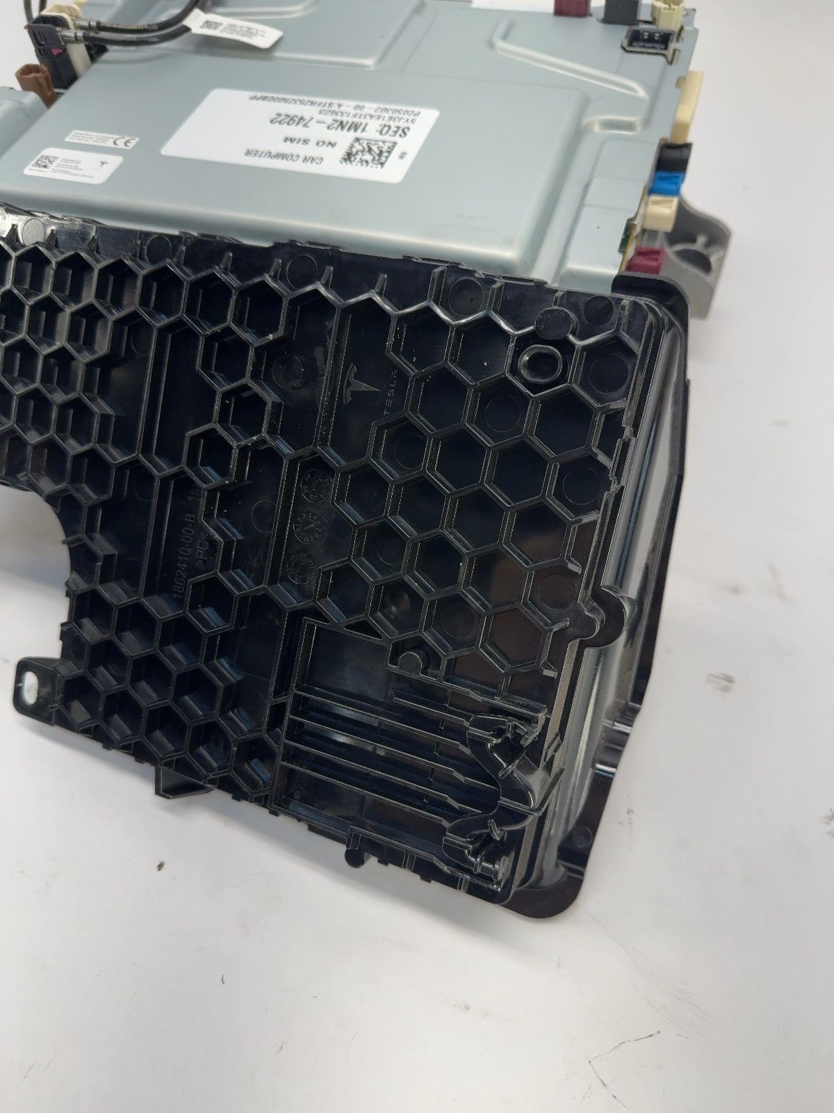 2025-2026 Tesla Model 3 Highland Car Computer With Left Vc Controller 2050302-00-A