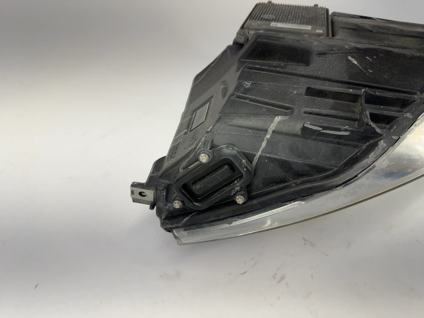 2019 Tesla Model S Left Headlamp 1053570-00-D