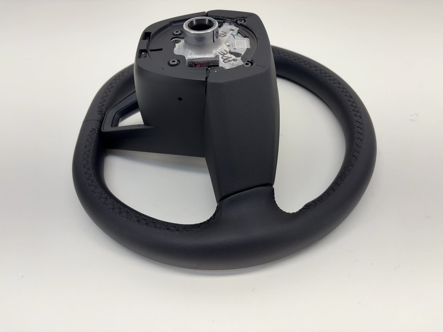2025 Tesla Model 3 Highland Steering Wheel Pur Leather 1735339-00-G