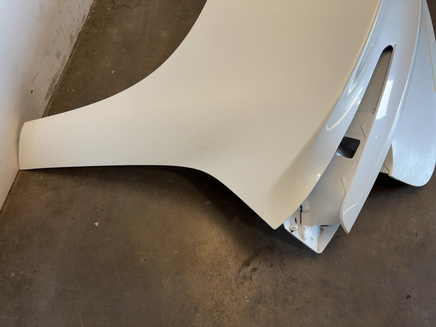 2024-2025 Tesla Model 3 Highland Trunk Lid Shell 1714928-E0-B
