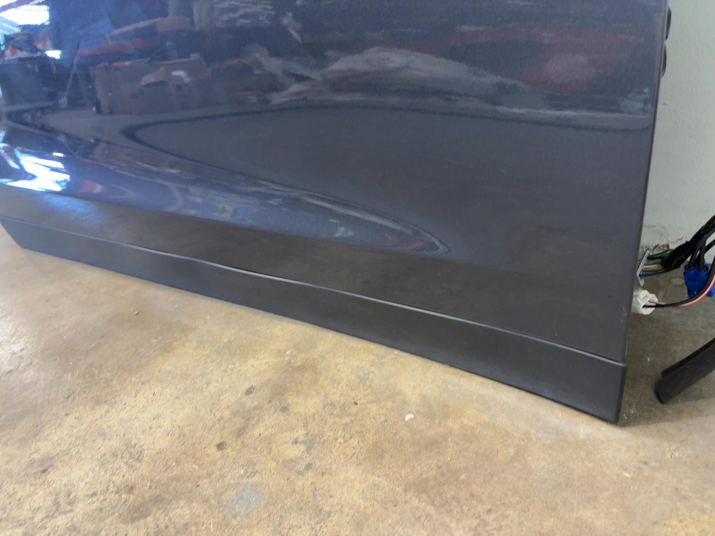 2020 Tesla Model X Front Right Door Shell 1069536-E0-C
