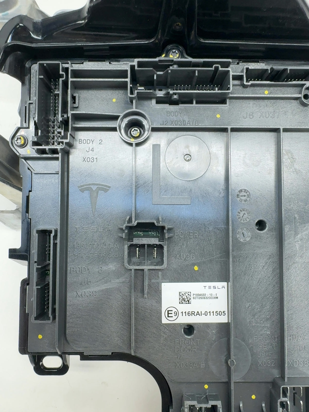 2025-2026 Tesla Model 3 Highland Car Computer With Vc Left Controller 2050302-00-A