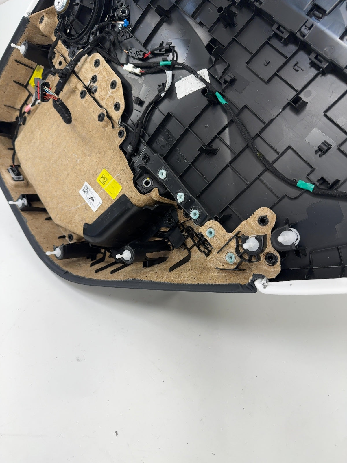 2025-2026 Tesla Model 3 Highland Rear Left Door Panel 1776471-20-E