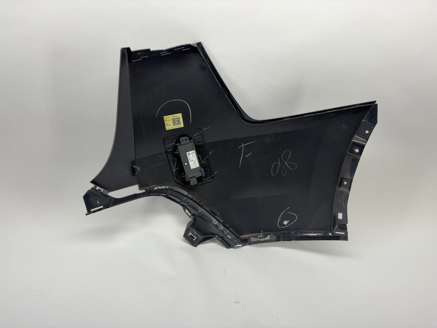 2026 Tesla Model Y Juniper Rear Upper Fascia Left 1947145-00-F