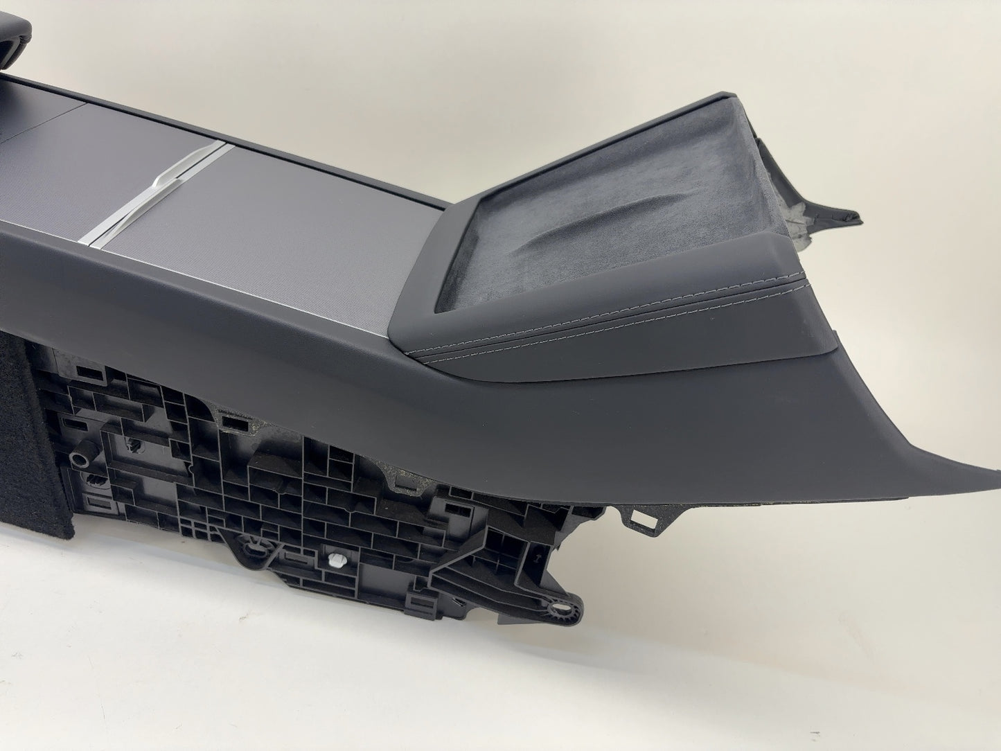 2024 Tesla Model 3 Highland Center Console 1714377-22-L