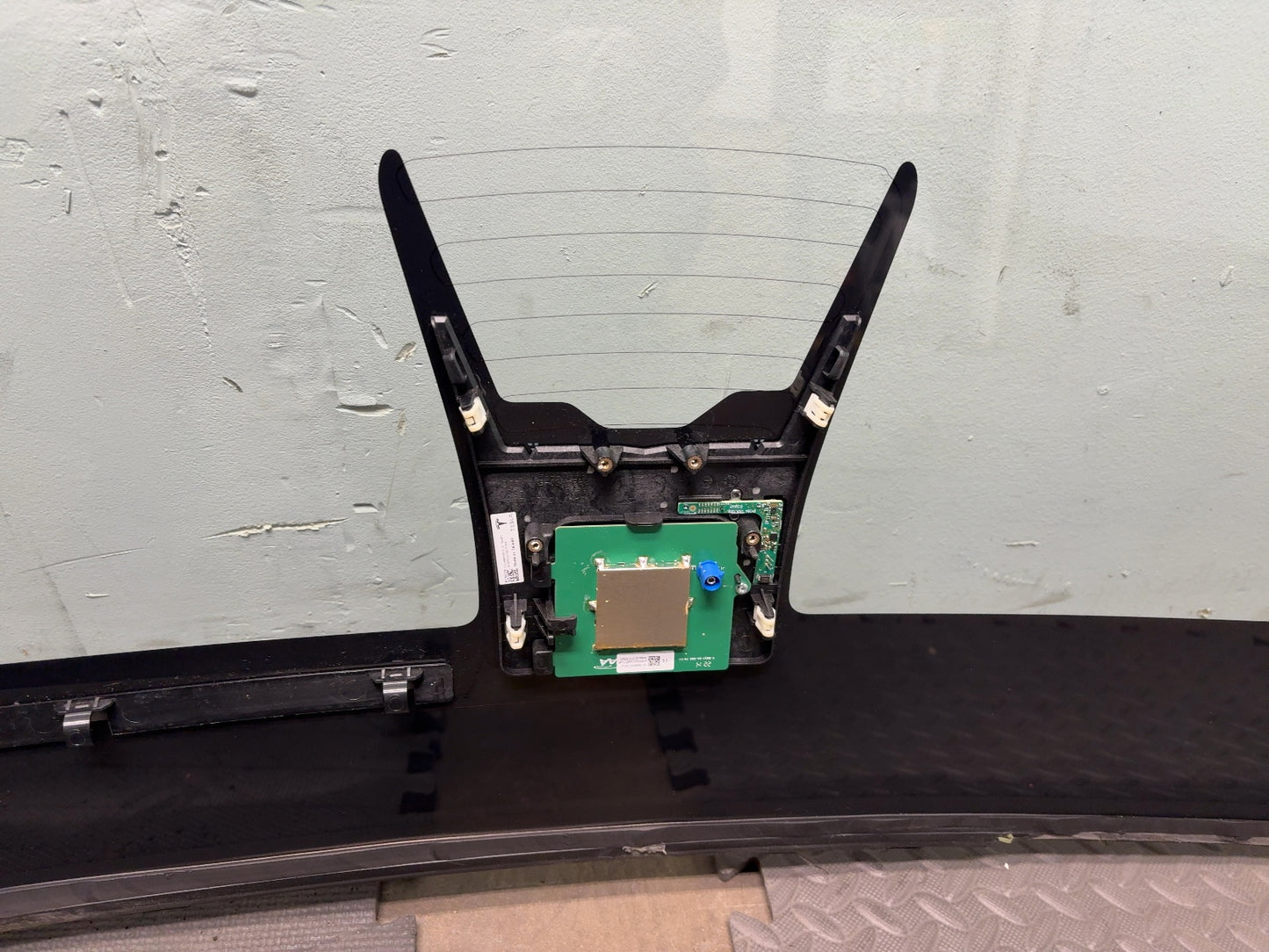 2022 Tesla Model Y Windshield 1533237-00-J