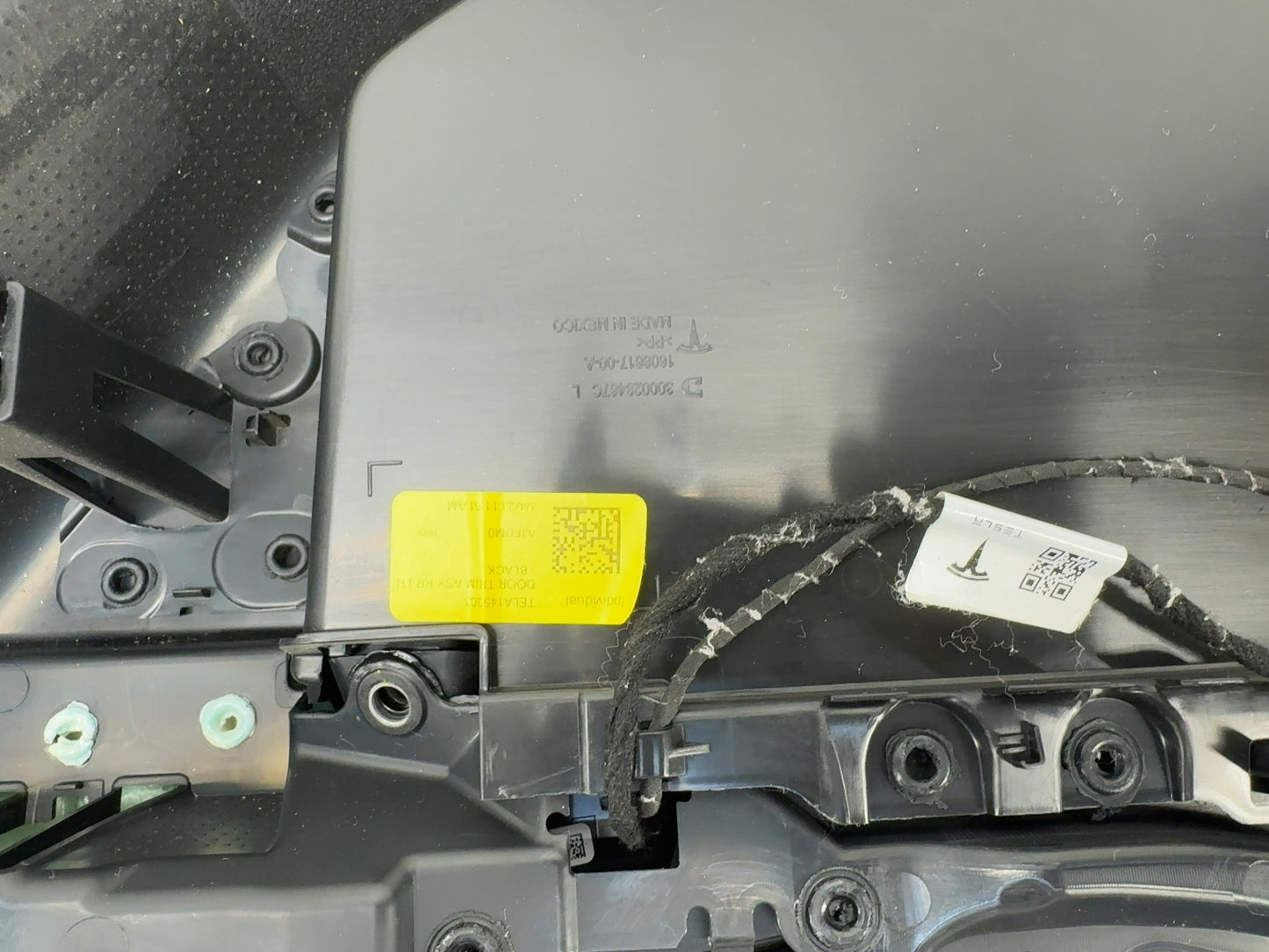 2022-2023 Tesla Model 3 Rear Left Door Panel 1588128-91-B