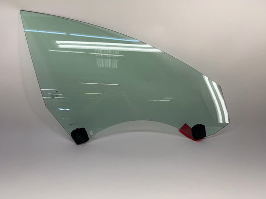 2021-2023 Tesla Model 3 Front Right Door Glass Laminated 1568569-00-C