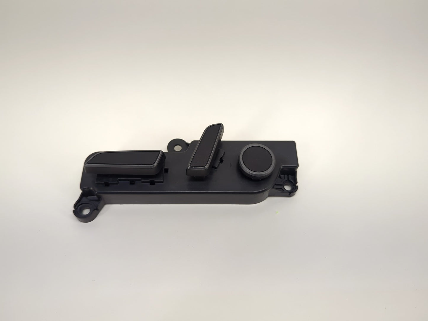 2022-2024 Tesla Model Y Front Left Seat Switch Controls 1551854-01-A