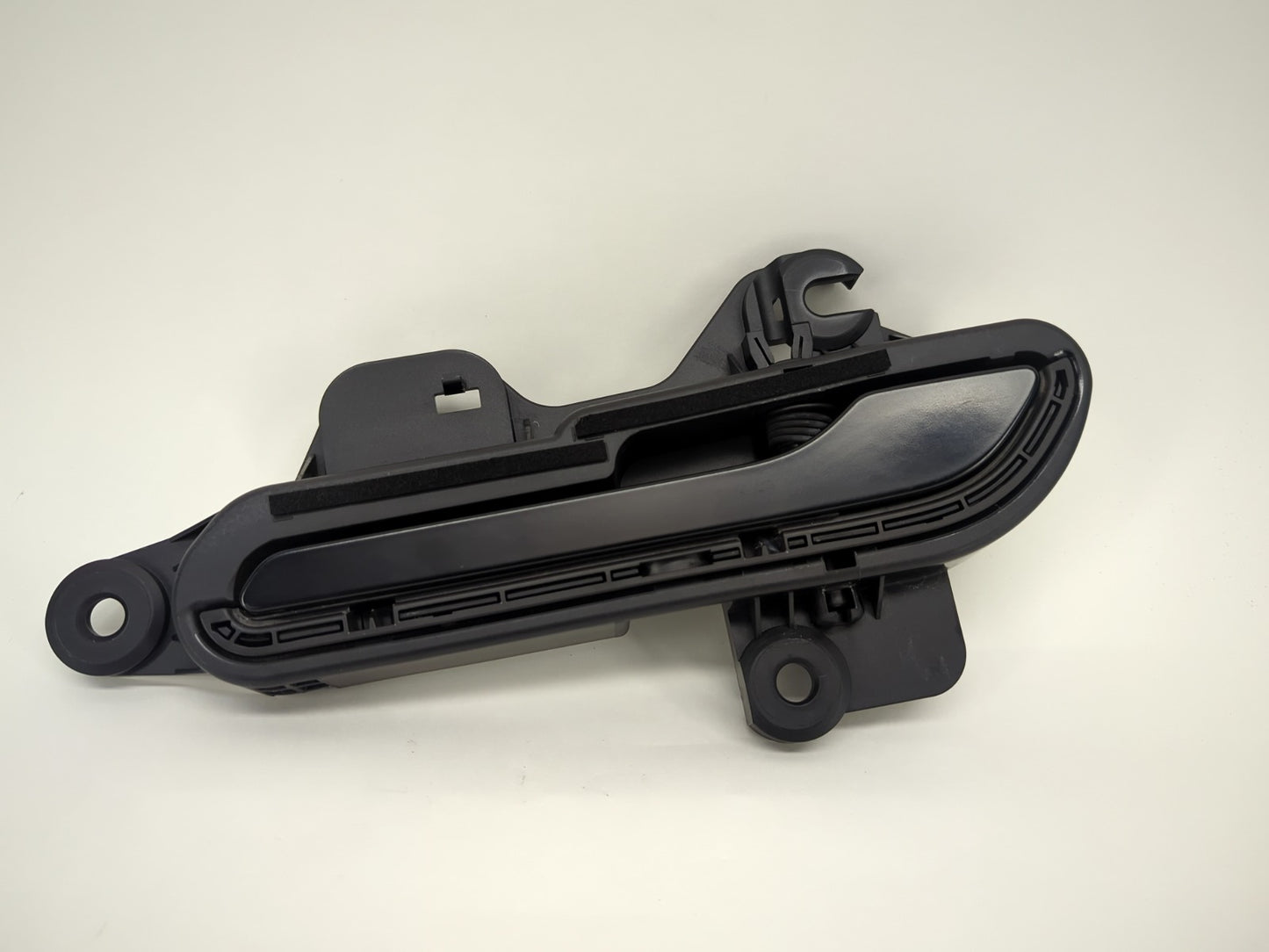 2022-2025 Tesla Model Y Left Door Handle 1528114-00-D