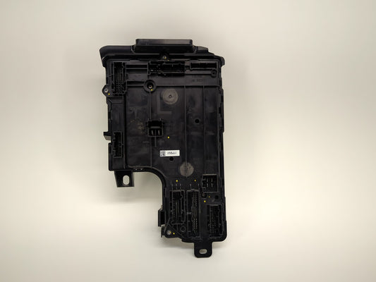 2025 Tesla Model Y Left Controller Vc Left 1657648-12-A
