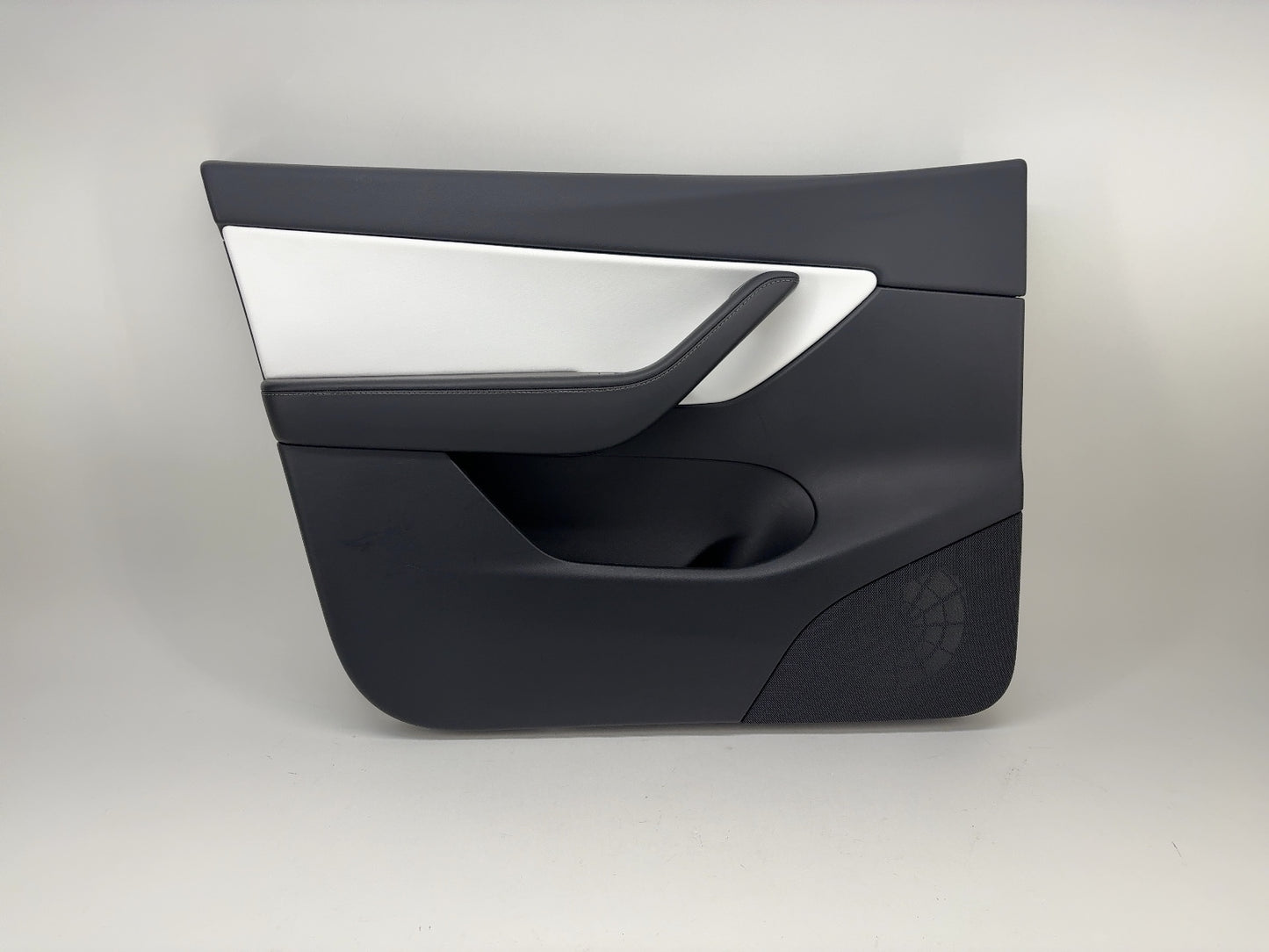 2021 Tesla Model Y Front Left Door Panel White 1497294-02-C