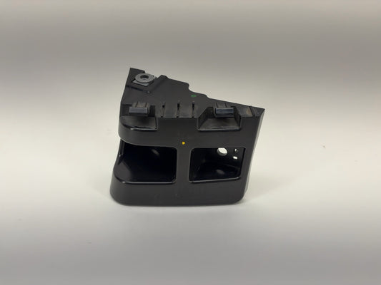 2021-2022 Tesla Model Y Bracket Tail Lamp Right 1506969-00-E