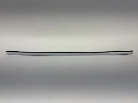2018 Tesla Model X Front Right Door Belt Molding 1098684-00-D