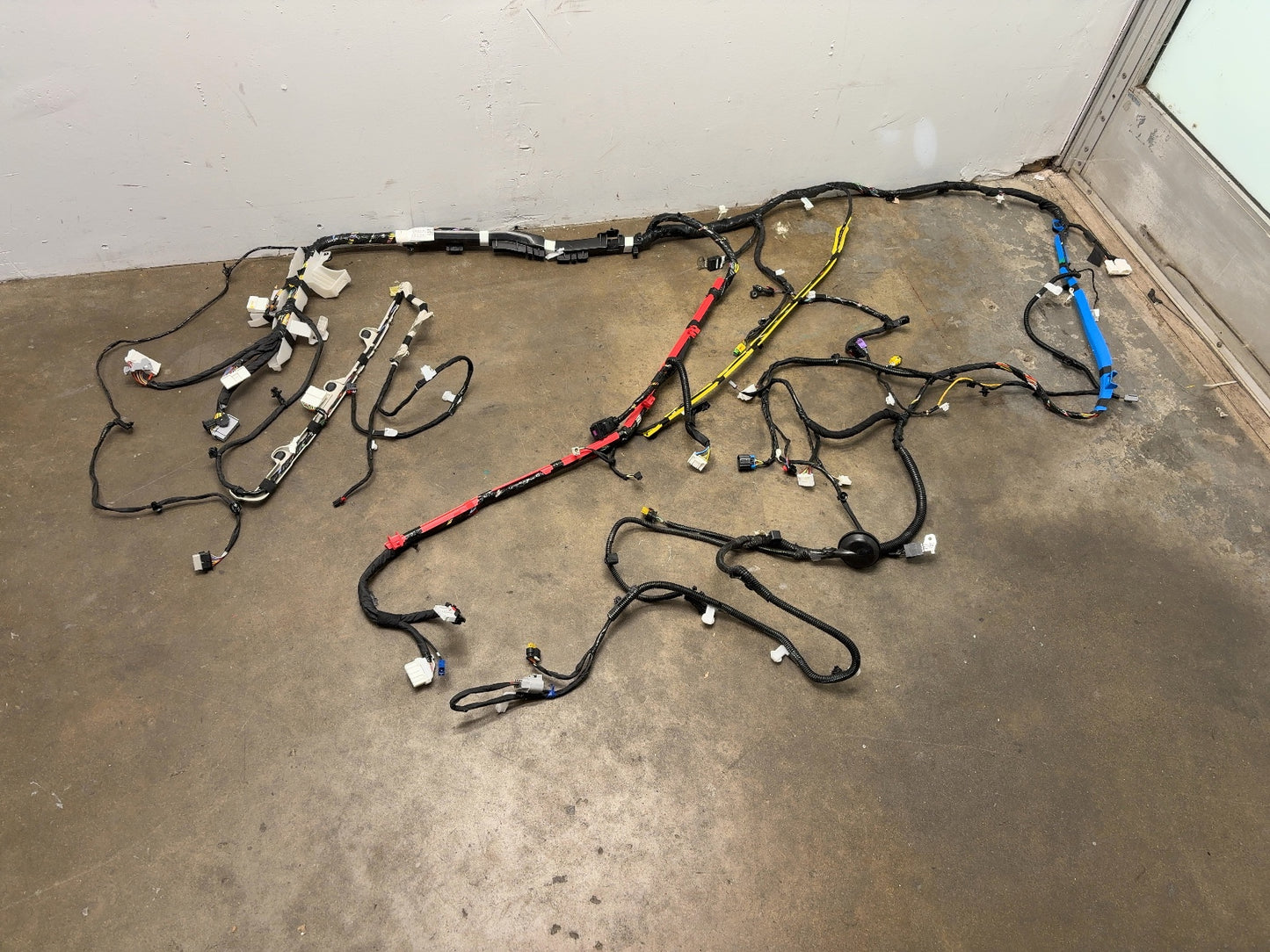 2025 Tesla Model 3 Highland Left Body Harness 1897315-01-C