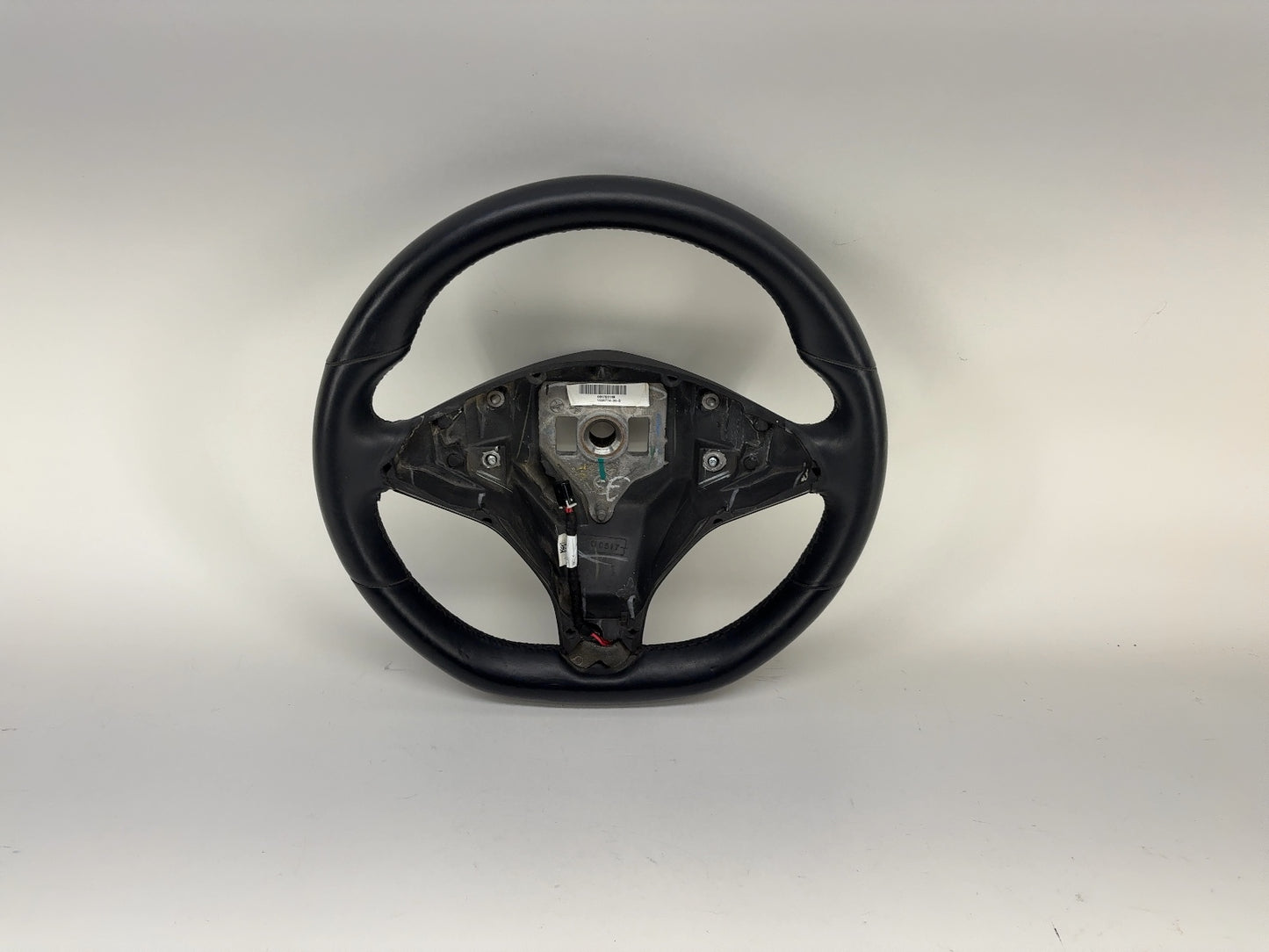 2017-2018 Tesla Model X Steering Wheel Heated 1036774-00-D