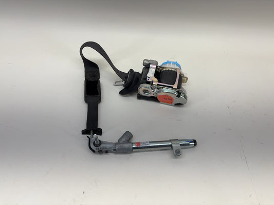 2017 Tesla Model X Front Right Seatbelt w Pretensioner 1036738-05-D