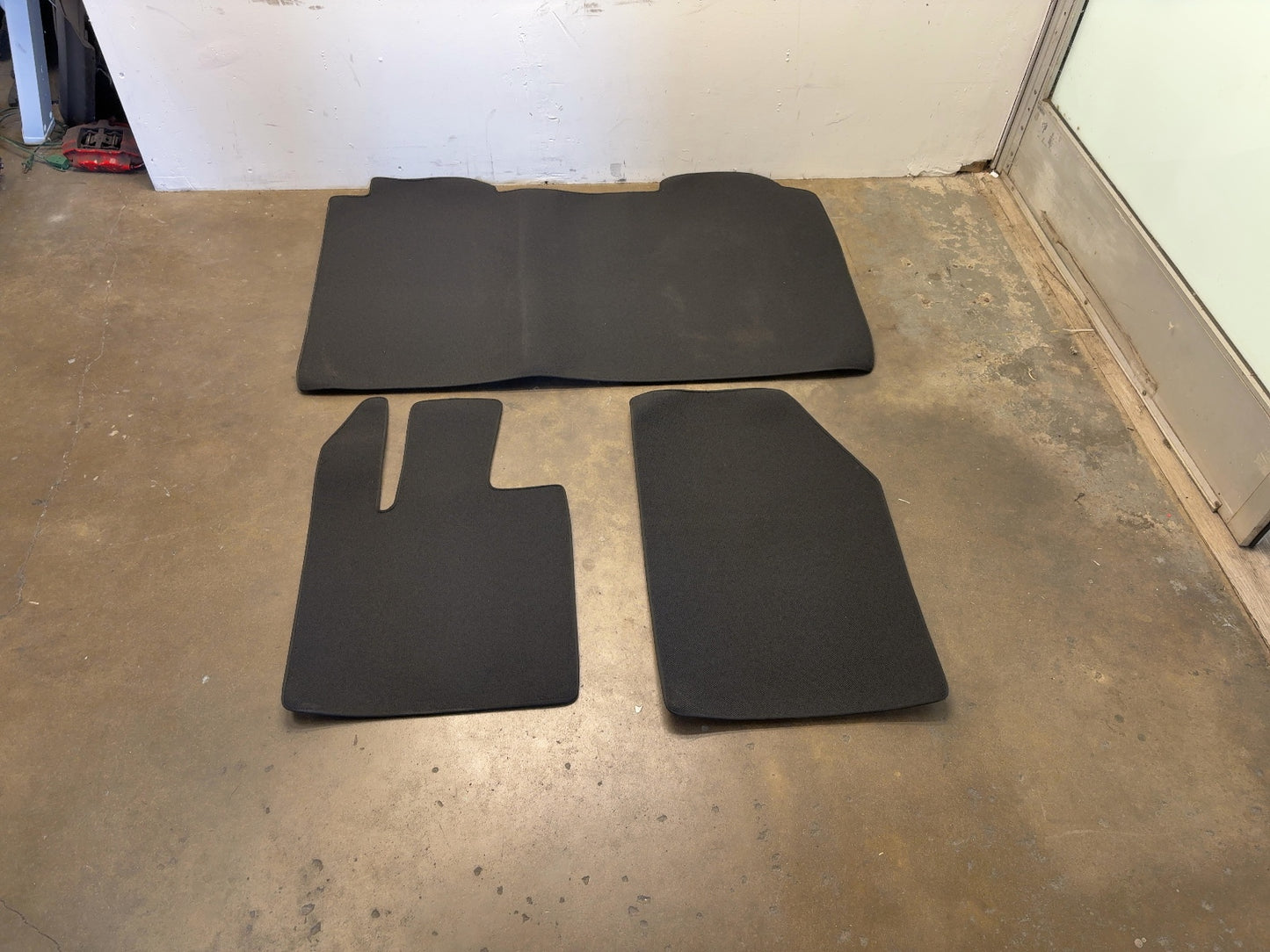 2024 Tesla Cybertruck Floor Mat Kit 1877885-00-D