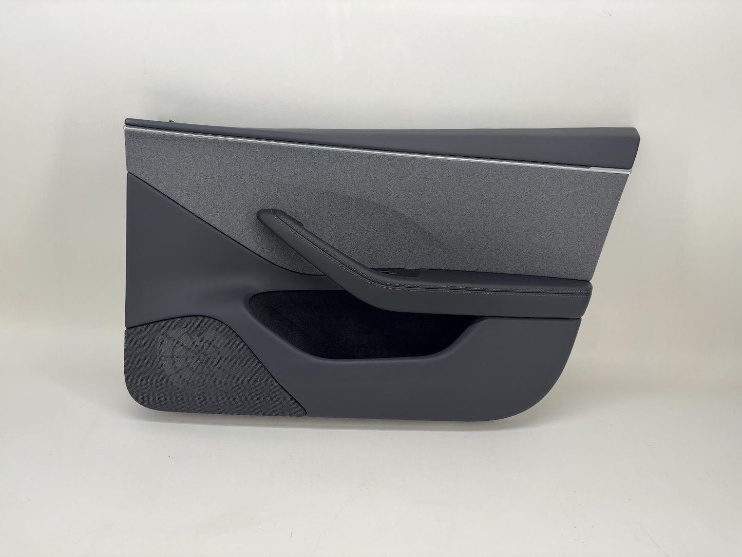 2025 Tesla Model 3 Highland Front Right Door Panel 1776740-20-E