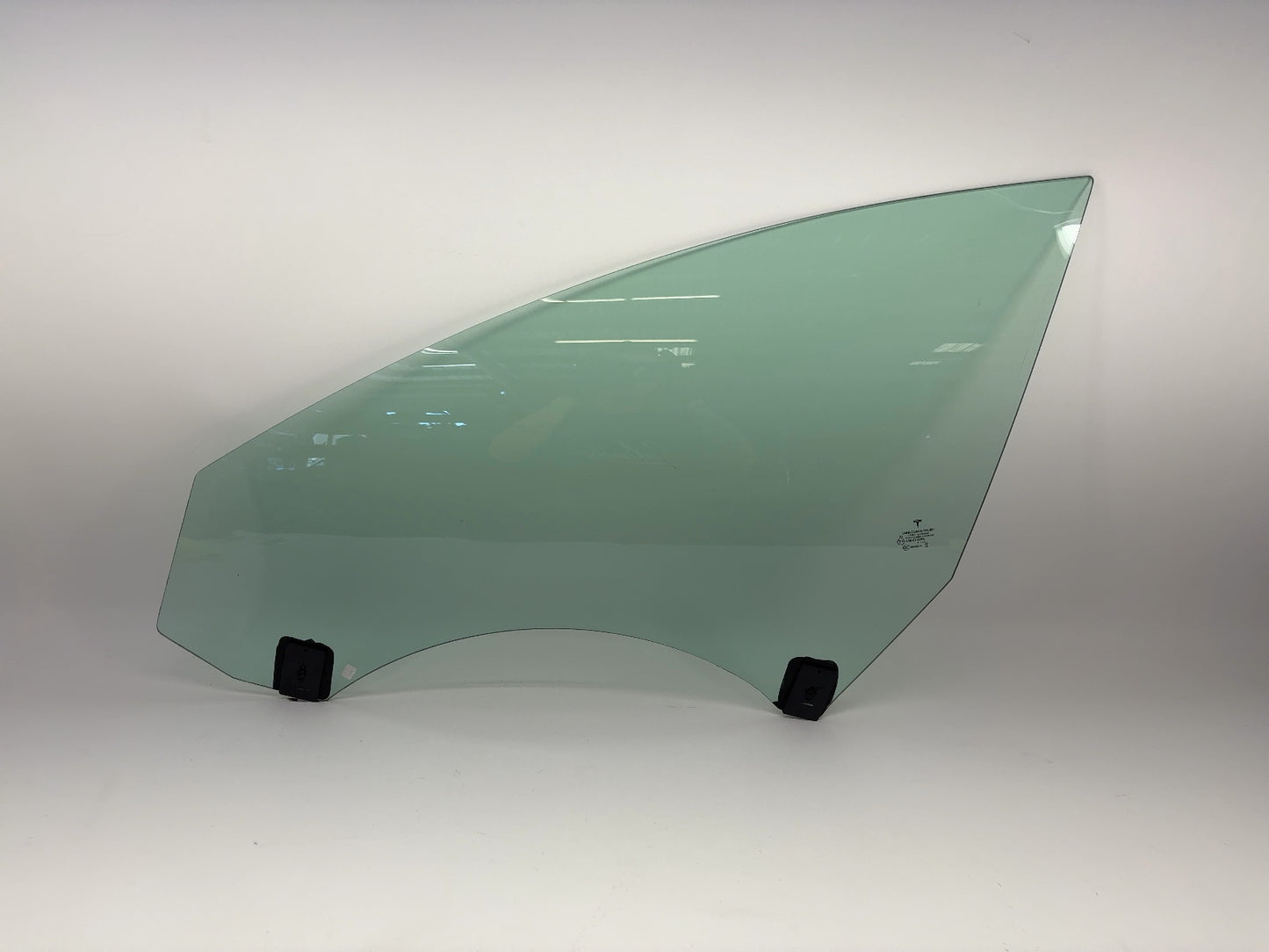 2021-2024 Tesla Model 3 Front Left Door Glass Laminated 1568570-00-C