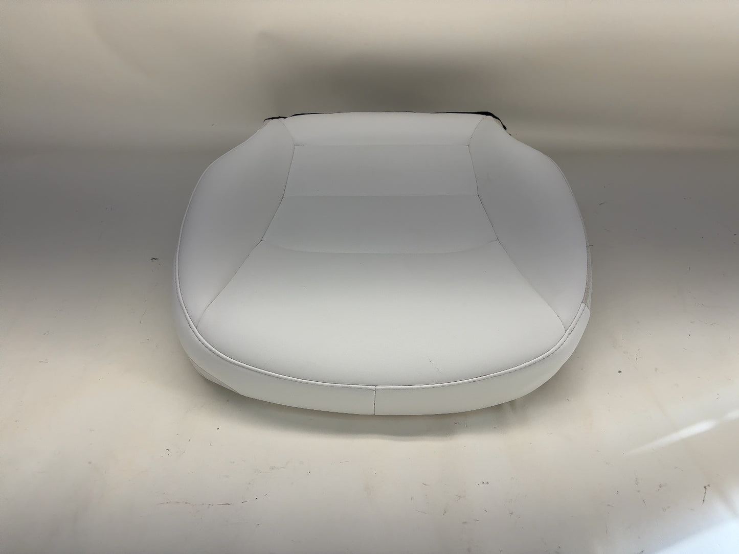 2022 Tesla Model Y Front Right Seat Lower Cushion White 1920674-02-A