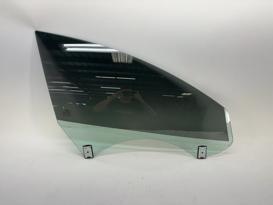 2024-2025 Tesla Model 3 Highland Front Right Door Glass Laminated 1773076-00-D