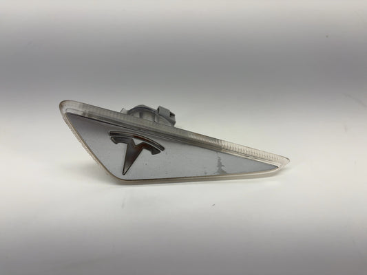 2015 Tesla Model S Front Lamp Side Repeater Left 6007707-00-C