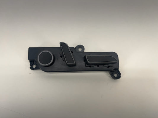 2021 Tesla Model Y Front Right Seat Switch Controls 1551855-01-A