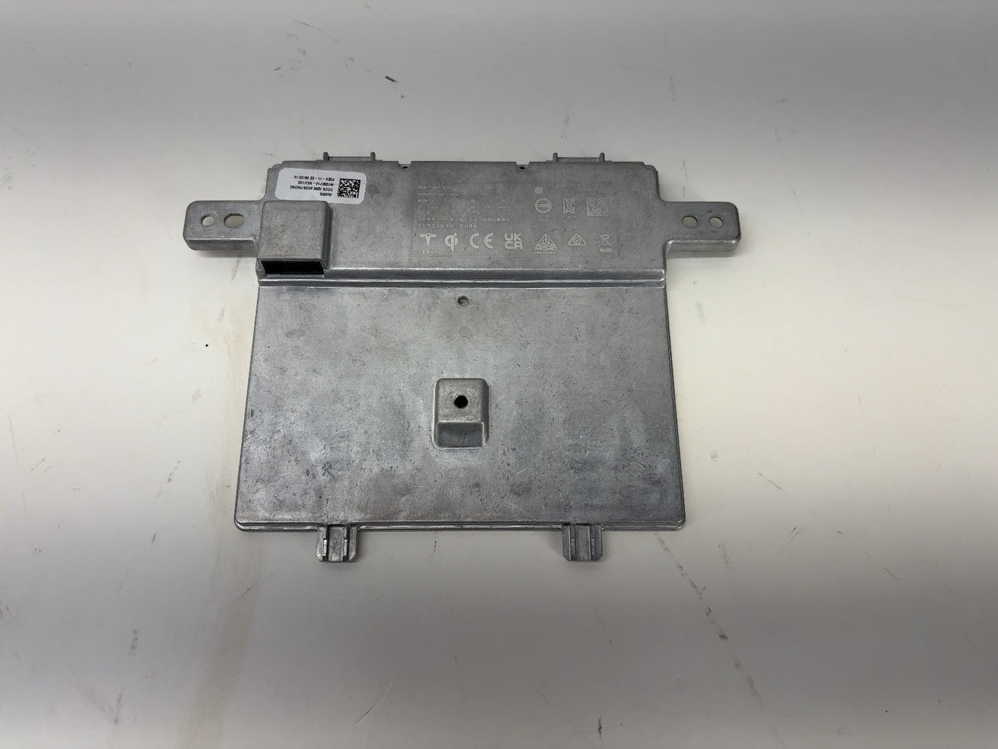 2024 Tesla Model 3 Highland Wireless Charging Module Pad 1761810-00-C