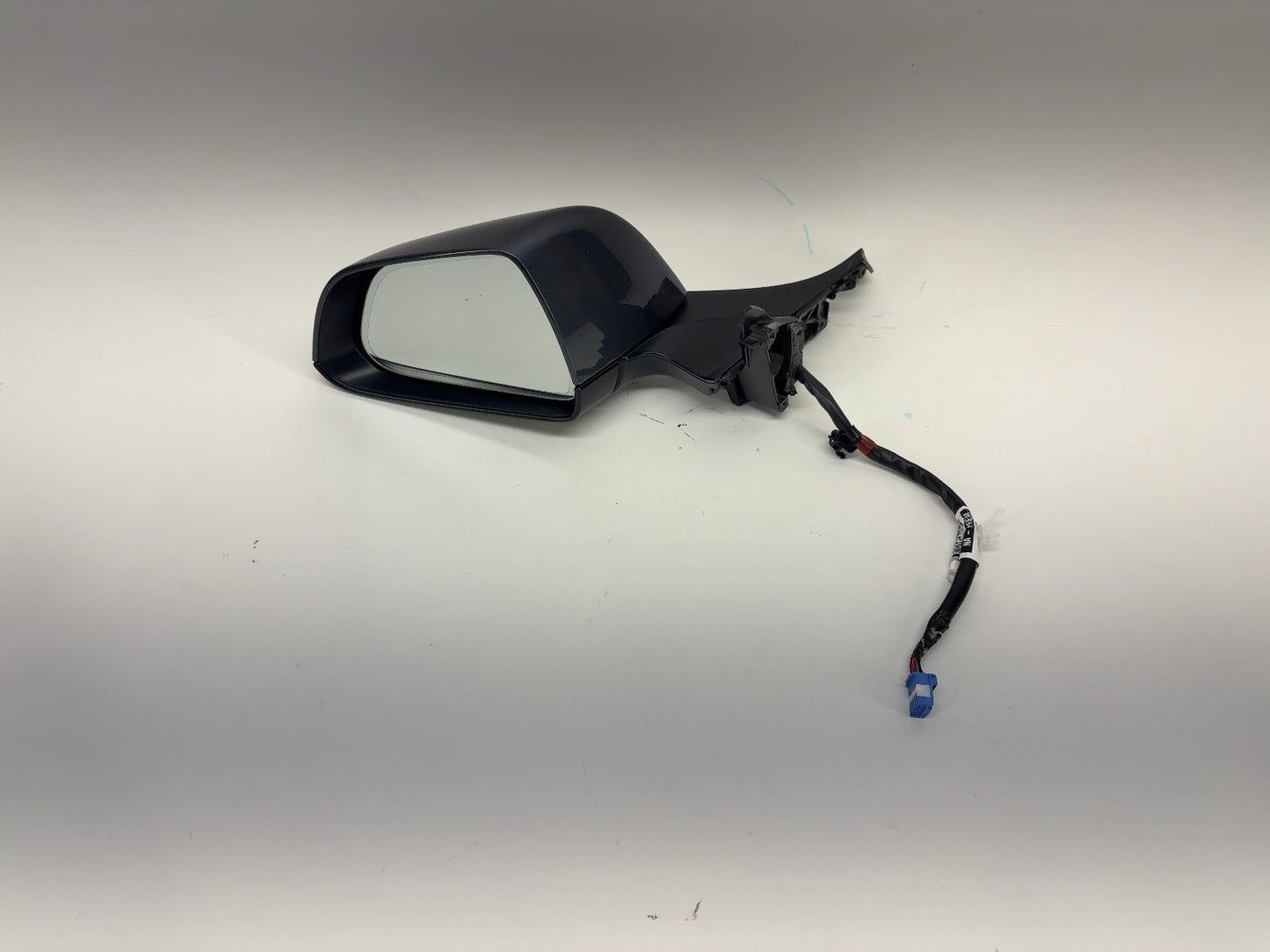2021-2023 Tesla Model 3 Front Left Door Mirror Assembly 1592031-00-F