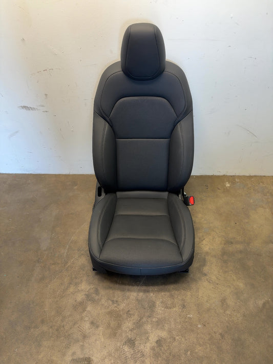 2025 Tesla Model 3 Highland Front First Row Seat Right Black 7754324-01-B