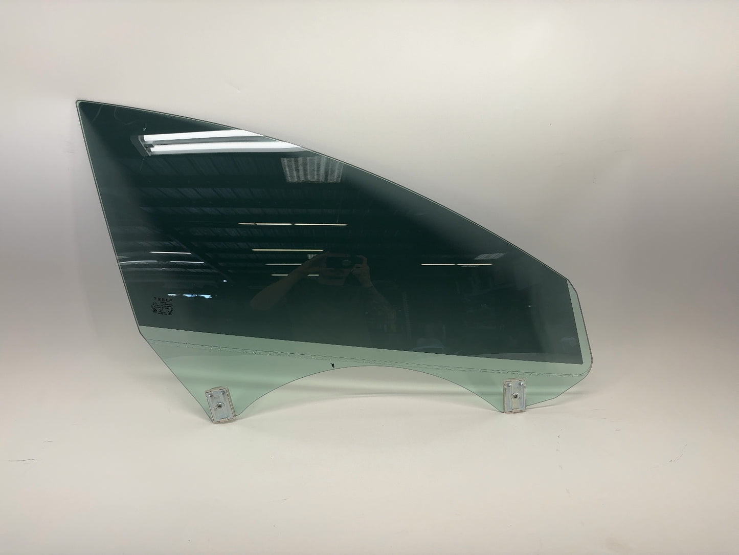 2024-2025 Tesla Model 3 Highland Front Right Door Glass Laminated 1773076-00-D