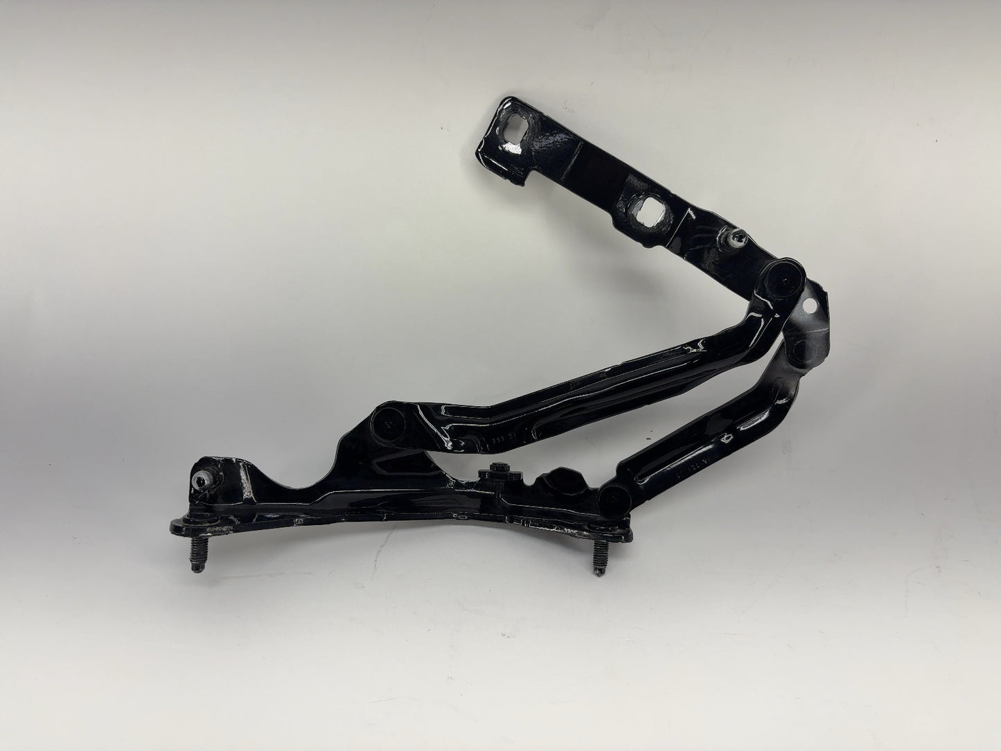 2021 Tesla Model 3 Trunk Hinge Left 1551482-00-D