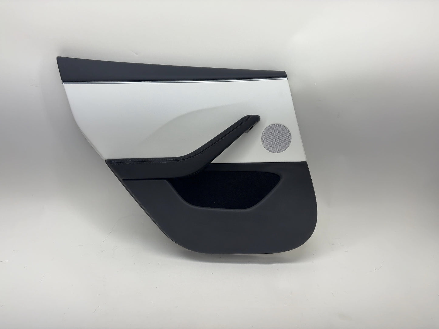 2025 Tesla Model Y Juniper Rear Left Door Panel 1776471-20-E