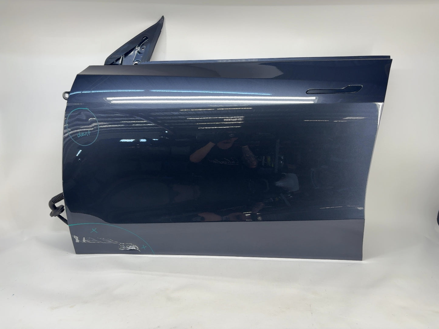 2020-2025 Tesla Model Y Front Left Door Shell 1505460-E0-A