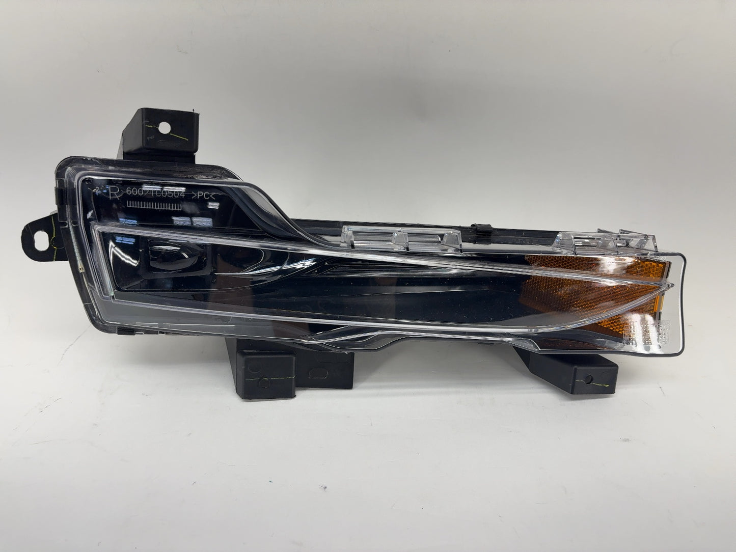 2021-2023 Tesla Model 3 Front Right Foglamp 1077390-00-F
