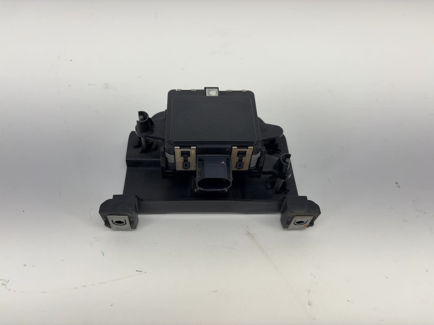 2015 Tesla Model S Bosch Foward Radar 1038224-00-B