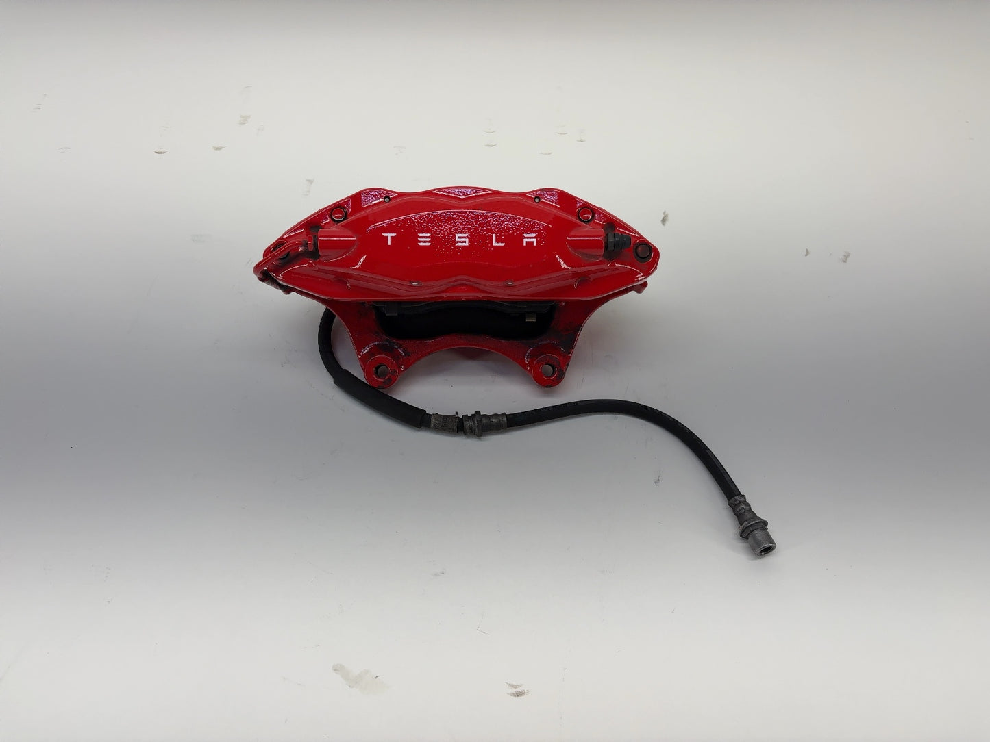 2015 Tesla Model S Front Right Brake Caliper Performance 1007795-01-D