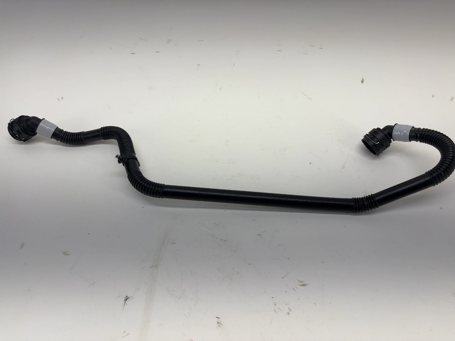 2025 Tesla Model 3 Highland Inlet Radiator Hose 1501345-00-B