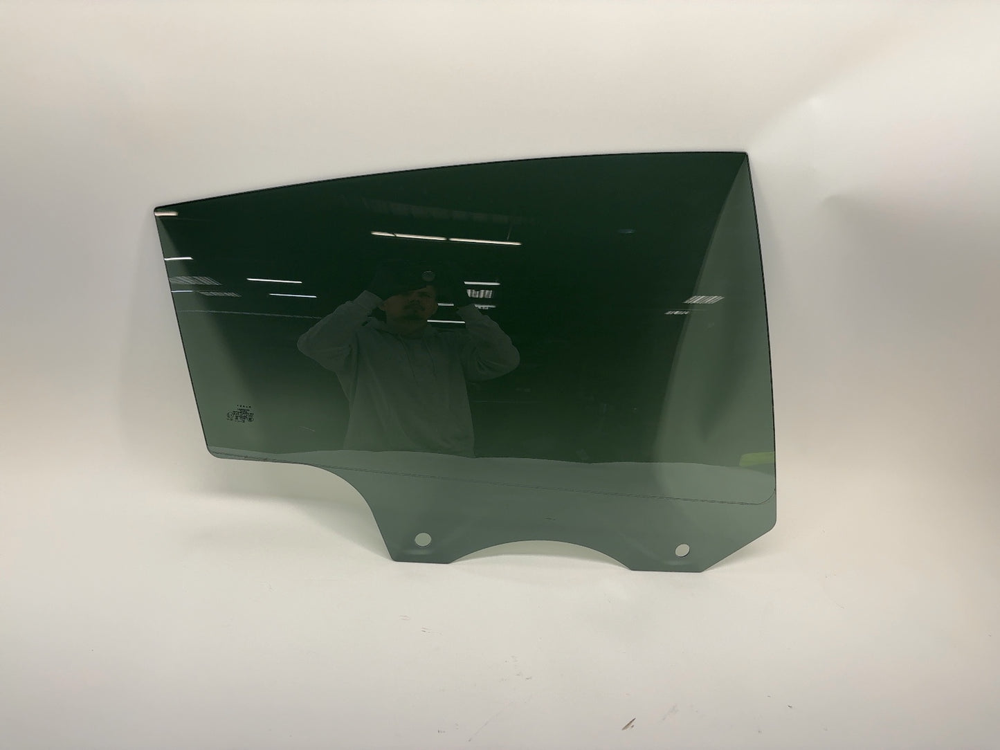 2026 Tesla Model Y Juniper Rear Right Door Glass Laminated 1833124-00-B