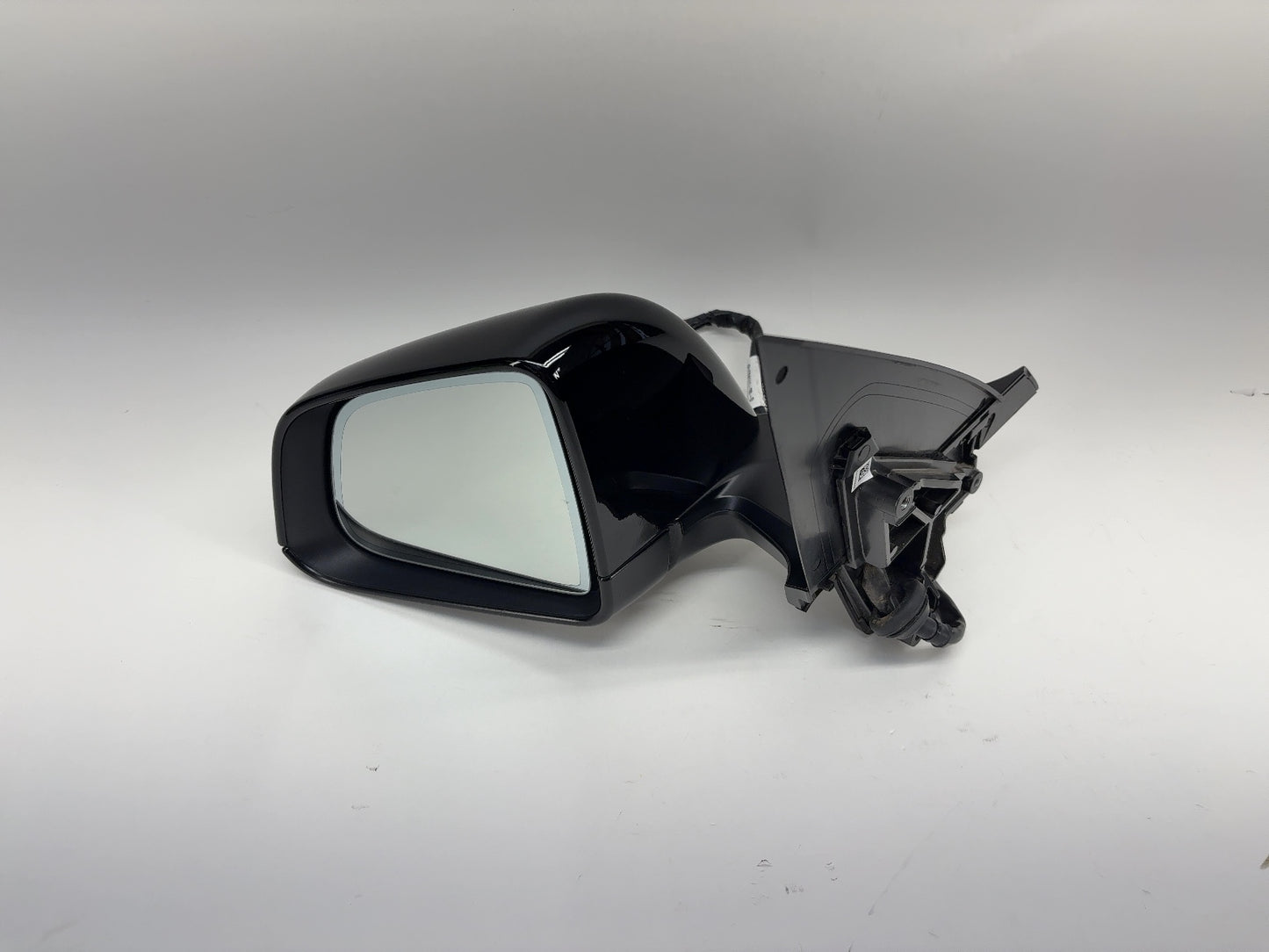 2024 Tesla Model Y Front Left Door Mirror Assembly 1594111-00-D