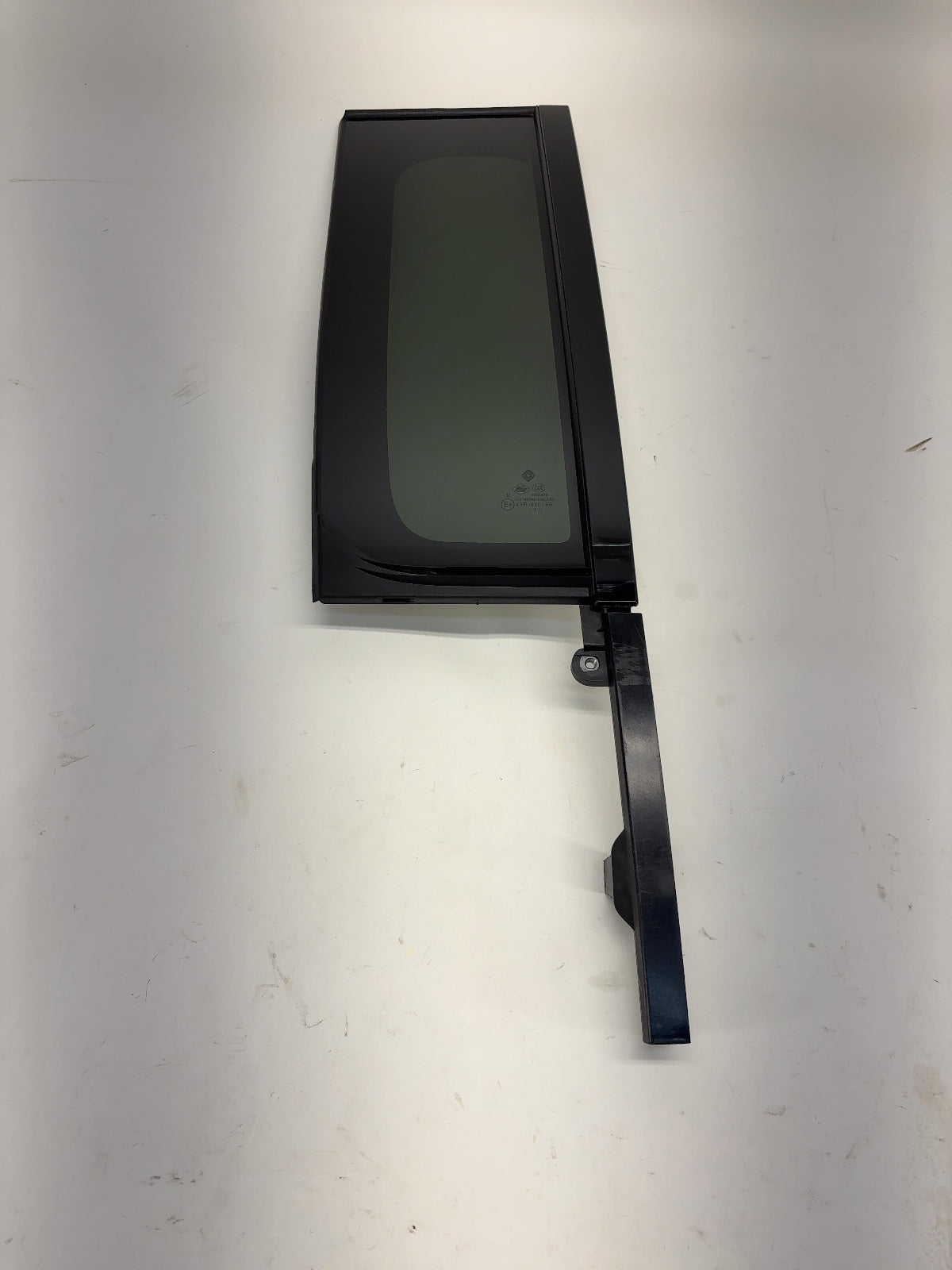 2023 Rivian R1S Rear Right Door Corner Glass PT00013705-H