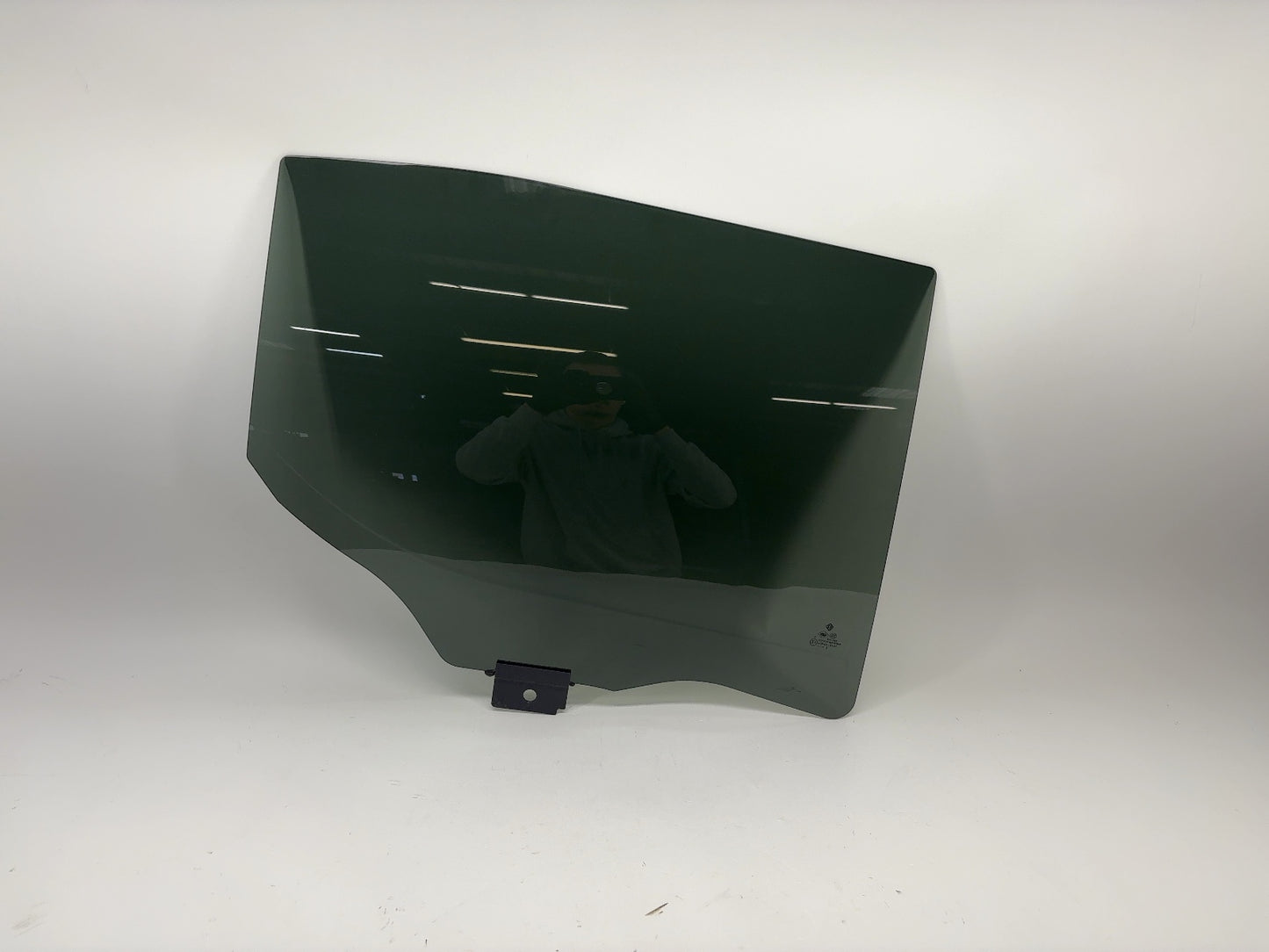 2023 Rivian R1T Rear Right Door Glass PT00002112-F