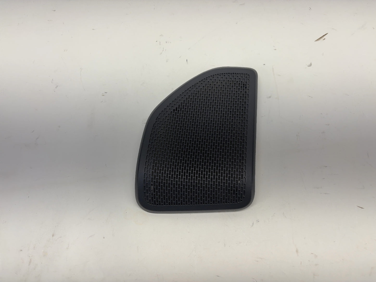 2023 Rivian R1T Right Speaker Grill PT00033082-C